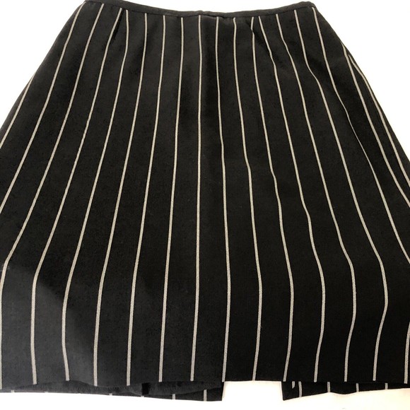 Armani Collezioni Dresses & Skirts - Armani Collezioni Women's Skirt Black Pinstriped Size 8